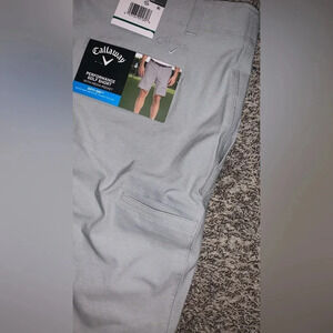 Mens size 40 Golf performance shorts